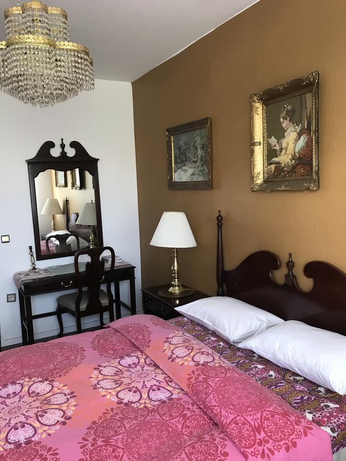 Apartment Nesti In Pristina Kosovo Eksteriør billede